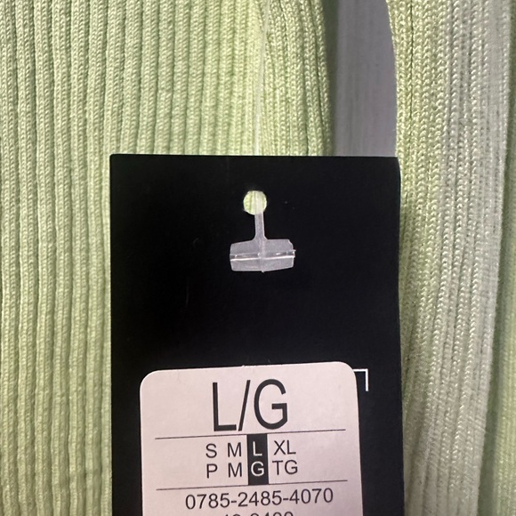 Green ribbed turtle neck - Picture 6 of 6